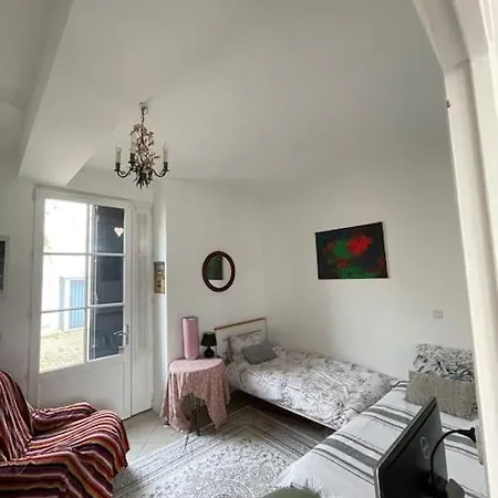 Maison Mitoyenne Mansarde Dom wakacyjny *